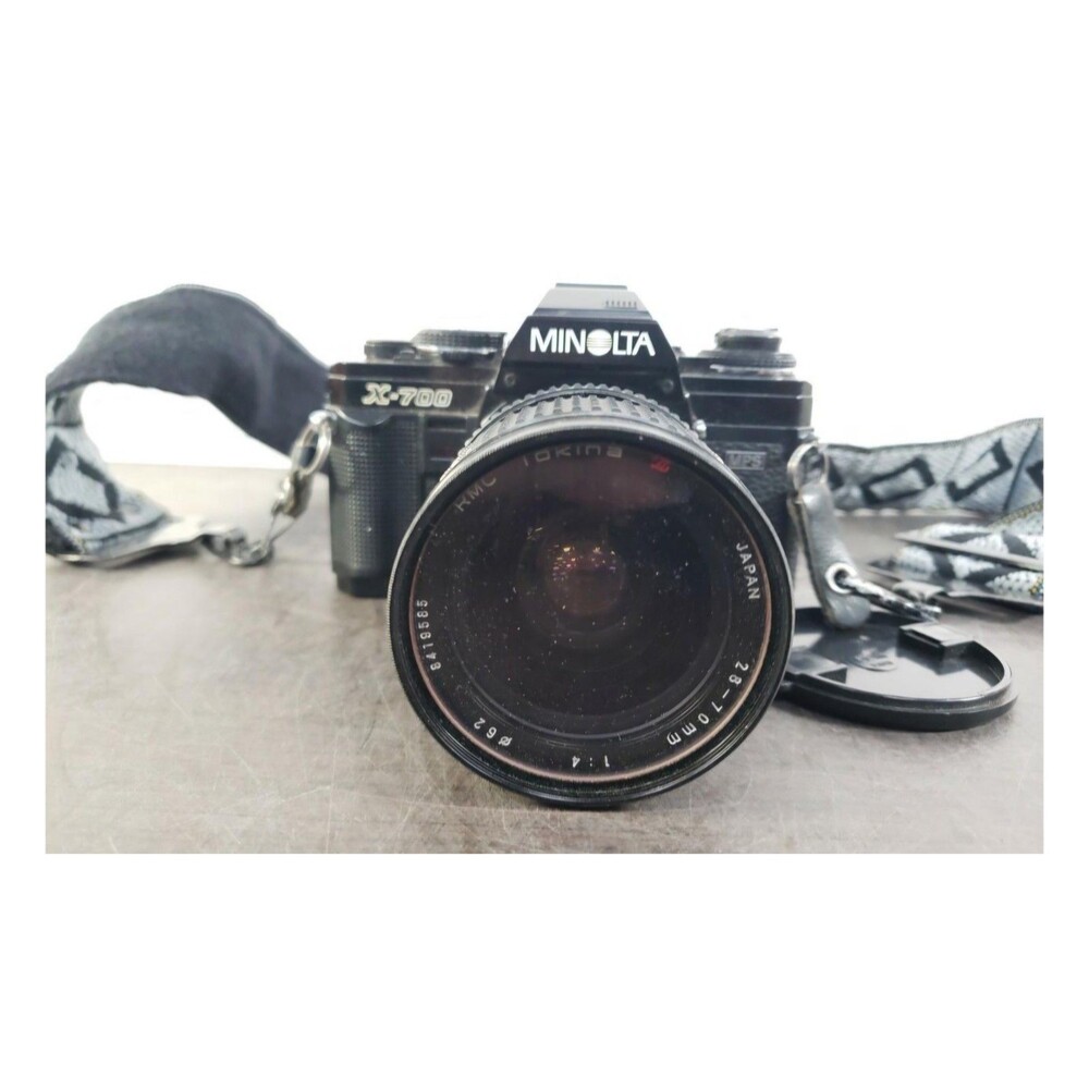 Minolta X-700 35mm SLR Film Camera with Tokina Lens and Strap - Picture 2 of 4